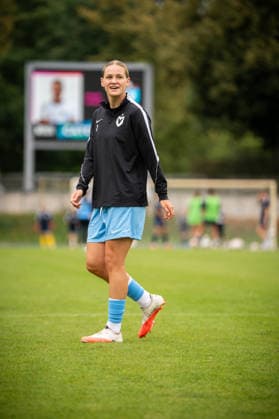 2. Frauen-Bundesliga: FC Viktoria Berlin vs. SG 99 Andernach; Berlin, 23.08.2026 Fußball, 2. Frauen Bundesliga: Melina REUTER (Viktoria Berlin 7) während des Aufwärmens am Spieltag 3 zwischen dem FC Viktoria Berlin und SG 99 Andernach am 23. August 2026 im Stadion Lichterfelde, Berlin (Deutschland) DFL REGULATIONS PROHIBIT ANY USE OF PHOTOGRAPHS AS IMAGE SEQUENCES AND OR QUASI-VIDEO. *** Women s Bundesliga 2: FC Viktoria Berlin vs. SG 99 Andernach Berlin, August 23, 2026 Soccer, Women s Bundesliga 2 Melina REUTER Viktoria Berlin 7 during warm-ups on Matchday 3 between FC Viktoria Berlin and SG 99 Andernach on August 23, 2026, at Lichterfelde Stadium, Berlin, Germany. DFL regulations prohibit any use of photographs as image sequences and or quasi-video. Copyright: xBEAUTIFULxSPORTS Kuehnx