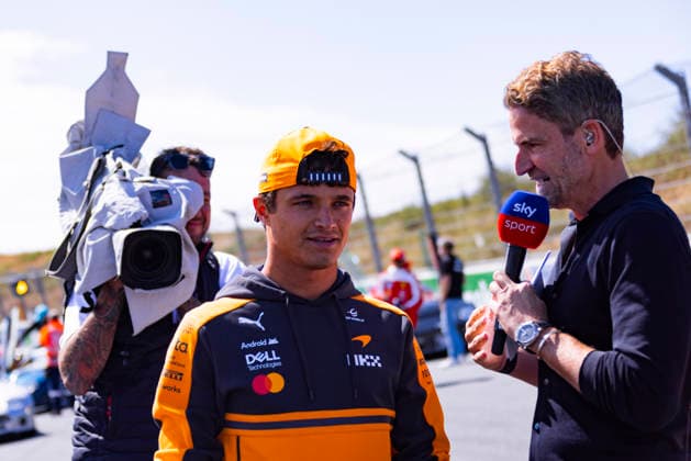 Formula 1 Heineken Dutch Grand Prix 2026 Grégoire PLACCA OVERTAKE MAXPPP - Zandvoort 23 08 2026 01 NORRIS Lando (gbr), McLaren Mastercard F1 Team, portrait at the Formula 1 Heineken Dutch Grand Prix 2026, the 12th round of the 2026 FIA Formula 1 World Championship, WM, Weltmeisterschaft at Circuit Zandvoort in Zandvoort, Netherlands, from 20 to 23 August 2026 Zandvoort Netherlands  Copyright: xOVERTAKE MAXPPPxGrégoirexPLACCAx OVT202608235526 OVT202608235526