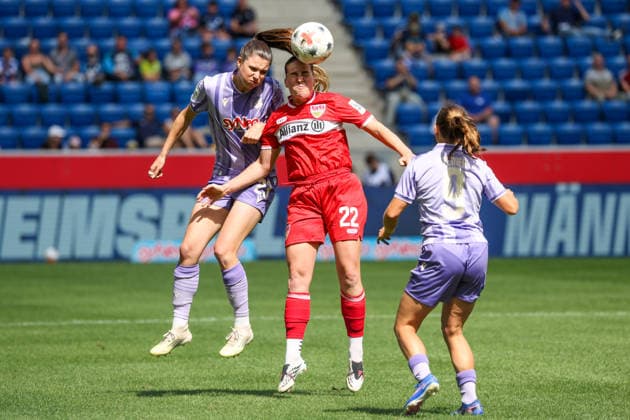 Chiara Marie Hahn (TSG 1899 Hoffenheim, 23), Adriana Achcinska (VfB Stuttgart, 22), Kopfballduell Fussball: Google Pixel Frauen-Bundesliga, 1. Spieltag, TSG 1899 Hoffenheim vs. VfB Stuttgart am 23.08.2026 in Sinsheim (SNP Arena), Deutschland Sinsheim SNP Arena Deutschland *** Chiara Marie Hahn, TSG 1899 Hoffenheim, 23; Adriana Achcinska, VfB Stuttgart, 22; header duel, soccer, Google Pixel, Women s Bundesliga, Matchday 1, TSG 1899 Hoffenheim vs. VfB Stuttgart on August 23, 2026, at Sinsheim SNP Arena, Germany Sinsheim SNP Arena Germany Copyright: xFranzxReindelx