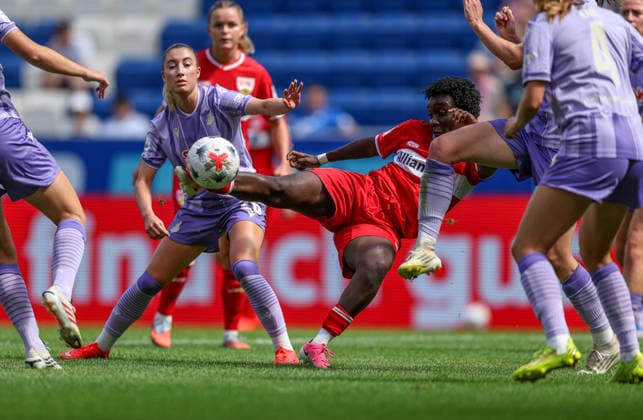 GER, Sinsheim, TSG Hoffenheim vs VfB Stuttgart, Google Pixel Frauen Bundesliga, Fussball, DFB, Spielzeit 2026 2027, 1. Spieltag im Bild v.l.: Janna Grimm (TSG Hoffenheim Frauen 26), Mira Arouna (VfB Stuttgart Frauen 21), Torschuss DFB DFL REGULATIONS PROHIBIT ANY USE OF PHOTOGRAPHS AS IMAGE SEQUENCES AND OR QUASI-VIDEO, 23.08.2026 *** GER, Sinsheim, TSG Hoffenheim vs. VfB Stuttgart, Google Pixel Women’s Bundesliga, Soccer, DFB, 2026–2027 Season, Matchday 1 in pictures (from left): Janna Grimm, TSG Hoffenheim Women’s Team, age 26, Mira Arouna, VfB Stuttgart Women, 21, shot on goal. DFB and DFL regulations prohibit any use of photographs as image sequences and or quasi-video. August 23, 2026 Copyright: HMBxMedia HendrikxHamelau