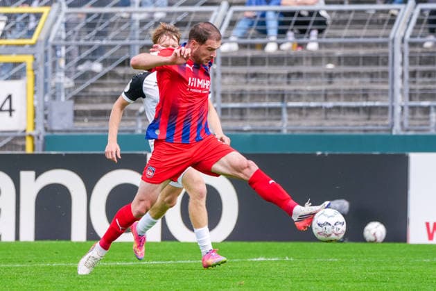 Budu Zivzivadze (1. FC Heidenheim, 11), Deutschland: Fussball, DFB Pokal, Saison 2026 27, 1. Runde, 23.08.2026, SSV Jeddeloh II vs 1. FC Heidenheim, Marschweg-Stadion (Oldenburg, Niedersachsen) *** Budu Zivzivadze, 1 FC Heidenheim, 11, German Soccer, DFB Cup, 2026–27 Season, First Round, August 23, 2026, SSV Jeddeloh II vs. 1 FC Heidenheim, Marschweg Stadium, Oldenburg, Lower Saxony Copyright: xLeonxFrickx