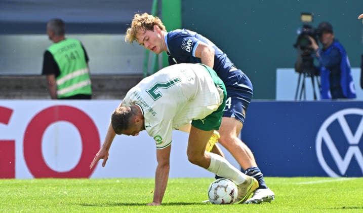 23.08.2026 - Fussball - Saison 2026 2027 - DFB Pokal Vereinspokal - 01. Runde: SpVgg Greuther Fürth ( Kleeblatt ) - VfL Bochum - Sportfoto Zink MeZi - xmexzix - regulations prohibit any use of photographs as image sequences and or quasi-video - Dennis Srbeny (7, SpVgg Greuther Fürth ) vor Mats Pannewig (24, VfL Bochum ) *** August 23, 2026 Soccer Season 2026–2027 DFB Cup Club Cup First Round SpVgg Greuther Fürth Kleeblatt vs. VfL Bochum Sports photo by Zink MeZi xmexzix; regulations prohibit any use of photographs as image sequences and or quasi-video. Dennis Srbeny 7, SpVgg Greuther Fürth in front of Mats Pannewig 24, VfL Bochum