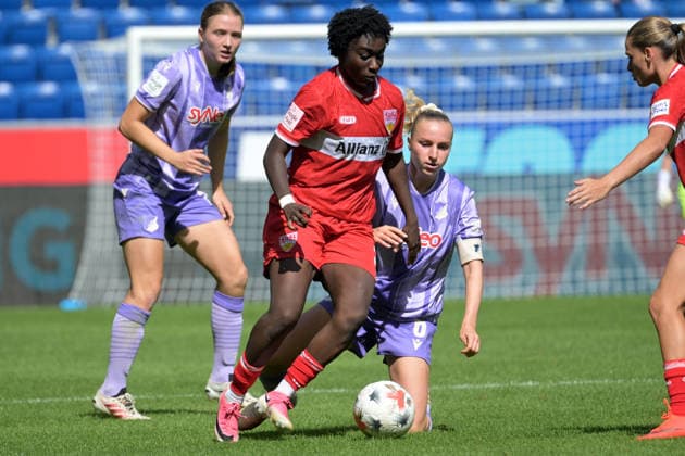 Mira Arouna (VfB Stuttgart 1893 Frauen, 21) am mit Ball im Zweikampf mit Vanessa Diehm (TSG 1899 Hoffenheim Frauen, 06) GER, TSG 1899 Hoffenheim vs. VFB Stuttgart , Google Pixel Frauen-Bundesliga, 1.Spieltag, Saison 2026 2027, 23.08.2026 DFB DFL regulations prohibit any use of photographs as image sequences and or quasi-video GER, TSG 1899 Hoffenheim vs. VFB Stuttgart , Google Pixel Frauen-Bundesliga, 1.Spieltag, Saison 2026 2027, 23.08.2026 Sinsheim *** Mira Arouna, VfB Stuttgart 1893 Women, 21, with the ball in a one-on-one duel with Vanessa Diehm, TSG 1899 Hoffenheim Women, 06 GER, TSG 1899 Hoffenheim vs. VfB Stuttgart, Google Pixel Women s Bundesliga, Matchday 1, 2026–2027 season, August 23, 2026. DFB and DFL regulations prohibit any use of photographs as image sequences and or quasi-video. GER, TSG 1899 Hoffenheim vs. VfB Stuttgart, Google Pixel Women’s Bundesliga, Matchday 1, 2026–2027 season, August 23, 2026, Sinsheim Copyright: xEibner-Pressefotox EP_TBR
