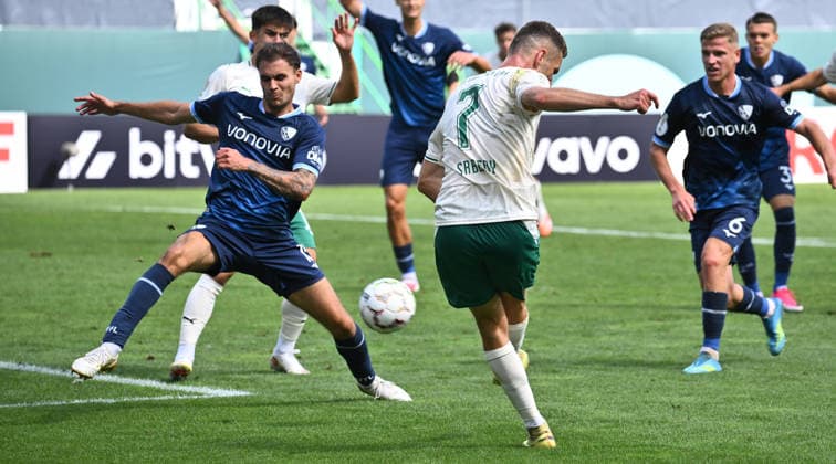 23.08.2026 - Fussball - Saison 2026 2027 - DFB Pokal Vereinspokal - 01. Runde: SpVgg Greuther Fürth ( Kleeblatt ) - VfL Bochum - Sportfoto Zink - xwoxzix - regulations prohibit any use of photographs as image sequences and or quasi-video - Dennis Srbeny (7, SpVgg Greuther Fürth ) Chance Torchance *** August 23, 2026 Soccer Season 2026–2027 DFB Cup Club Cup First Round SpVgg Greuther Fürth Kleeblatt vs. VfL Bochum Sports photo by Zink xwoxzix; regulations prohibit any use of photographs as image sequences and or quasi-video. Dennis Srbeny 7, SpVgg Greuther Fürth Chance, Goal Chance