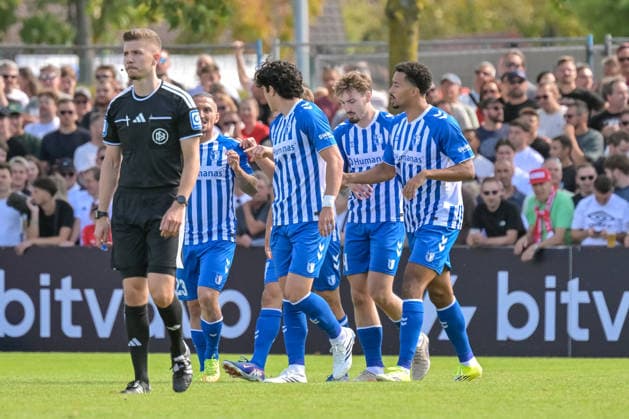 Jubel zum Tor zum 0:1 durch Mateusz Zukowski (1. FC Magdeburg, 22) GER, Bahlinger SC vs 1. FC Magdeburg, Fussball, DFB-Pokal, 1. Hauptrunde, Saison 2026 2027, 23.08.2026 DFB REGULATIONS PROHIBIT ANY USE OF PHOTOGRAPHS AS IMAGE SEQUENCES AND OR QUASI-VIDEO GER, Bahlinger SC vs 1. FC Magdeburg, Fussball, DFB-Pokal, 1. Hauptrunde, Saison 2026 2027, 23.08.2026 Bahlingen *** Celebration of the goal that made it 0–1 by Mateusz Zukowski, 1 FC Magdeburg, 22 GER, Bahlinger SC vs. 1 FC Magdeburg, Soccer, DFB Cup, 1st Round, 2026–2027 Season, August 23, 2026 DFB regulations prohibit any use of photographs as image sequences and or quasi-video GER, Bahlinger SC vs. 1 FC Magdeburg, soccer, DFB Cup, 1st Main Round, 2026–2027 Season, August 23, 2026, Bahlingen Copyright: xEibner-Pressefotox EP_THS