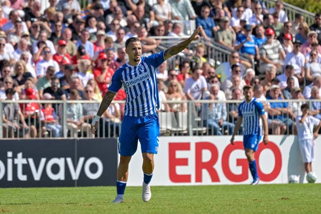 Falko Michel (1. FC Magdeburg, 21) mit Gestik. GER, Bahlinger SC vs 1. FC Magdeburg, Fussball, DFB-Pokal, 1. Hauptrunde, Saison 2026 2027, 23.08.2026 DFB REGULATIONS PROHIBIT ANY USE OF PHOTOGRAPHS AS IMAGE SEQUENCES AND OR QUASI-VIDEO GER, Bahlinger SC vs 1. FC Magdeburg, Fussball, DFB-Pokal, 1. Hauptrunde, Saison 2026 2027, 23.08.2026 Bahlingen *** Falko Michel, 1 FC Magdeburg, 21, gesturing (GER), Bahlinger SC vs. 1 FC Magdeburg, soccer, DFB Cup, 1st round, 2026–2027 season, August 23, 2026 DFB regulations prohibit any use of photographs as image sequences and or quasi-video, Bahlinger SC vs. 1 FC Magdeburg, soccer, DFB Cup, 1st Round, 2026–2027 Season, August 23, 2026, Bahlingen Copyright: xEibner-Pressefotox EP_THS