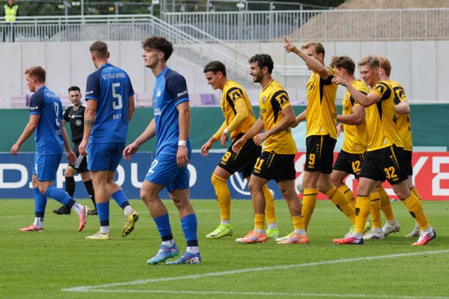 23.08.2026, xgrfx, Fussball DFB Pokal 1.Runde, SV Westfalia Rhynern - Dynamo Dresden v.l. Tor, Jonas Sterner zum 0:1 (Dynamo Dresden) (DFL DFB REGULATIONS PROHIBIT ANY USE OF PHOTOGRAPHS as IMAGE SEQUENCES and or QUASI-VIDEO) Münster *** August 23, 2026, xgrfx, Soccer DFB Cup 1st Round, SV Westfalia Rhynern vs. Dynamo Dresden, goal, Jonas Sterner on the 0–1 goal by Dynamo Dresden. DFL and DFB regulations prohibit any use of photographs as image sequences and or quasi-video. Münster