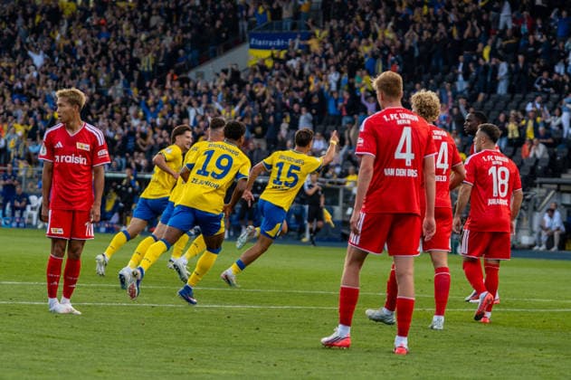 Deutschland: Fussball DFB-Pokal, 1. Runde 2026 2027, Eintracht Braunschweig - 1. FC Union Berlin am 23.08.2026 in Braunschweig (Eintracht-Stadion): Tor zum 1:0 Max Marie (Eintracht Braunschweig, 15) Jubel, Freude, Torjubel, Emotionen *** Germany Soccer DFB Cup, First Round 2026–2027, Eintracht Braunschweig vs. FC Union Berlin on August 23, 2026, at Eintracht Stadium in Braunschweig; Goal: 1–0 by Max Marie of Eintracht Braunschweig; 15 seconds of celebration, joy, goal cheers, and emotions Copyright: xSvenxHeidmannx