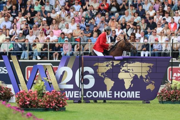 Richard Vogel (GER, Deutschland) mit Pferd Unites Touch S, aktueller Europameister und Sieger des Rolex Grand Prix von Aachen 2026 (CHIO Aachen)scheitert an der WM-Mauer, Reiterfehler, Hindernisfehler, Springen, FEI Jumping World Championship, WM, Weltmeisterschaft , FEI Jumping World Championship, Competition Individual Final, Longines-Prize, Longines-Preis, Finale Einzelwertung, Jumping , AACHEN - FEI World Championships 2026, Weltfest des Pferdesports, Reitsport Weltmeisterschaft 2026, Aachen 2026, Welcome Home 2026, Aachener Soers, 11. bis 23. August 2026, Reitsport, 23.08.2026, Aachen Aachener Soers Deutschland *** Richard Vogel (GER), Germany, riding Unites Touch S, current European champion and winner of the 2026 Rolex Grand Prix at CHIO Aachen, fails to clear the World Championship Wall ; rider error, fence-down, show jumping, FEI Jumping World Championship, FEI Jumping World Championship, Individual Final, Longines Prize, Jumping, AACHEN FEI World Championships 2026, World Festival of Equestrian Sports, 2026 World Equestrian Games, Aachen 2026, Welcome Home 2026, Aachen Soers, August 11–23, 2026, Equestrian Sports, August 23, 2026, Aachen Soers, Germany