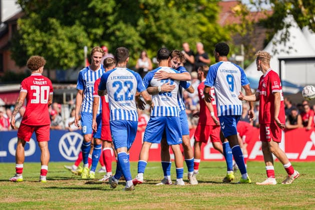 DFB-Pokal: Bahlinger SC vs 1. FC Magdeburg, 22.08.2026 Torjubel zum 0:2 durch Falko Michel (1. FC Magdeburg, 21) DFB-Pokal: Bahlinger SC vs 1. FC Magdeburg, Kaiserstuhlstadion, 22.08.2026 DFB DFL REGULATIONS PROHIBIT ANY USE OF PHOTOGRAPHS AS IMAGE SEQUENCES AND OR QUASI-VIDEO. *** DFB Cup: Bahlinger SC vs. 1. FC Magdeburg, August 22, 2026—Celebration of the 0-2 goal by Falko Michel of 1. FC Magdeburg, 21st DFB Cup: Bahlinger SC vs. 1. FC Magdeburg, Kaiserstuhlstadion, August 22, 2026 DFB and DFL regulations prohibit any use of photographs as image sequences and or quasi-video Copyright: xBEAUTIFULxSPORTS Boscox