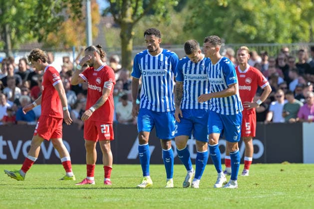 Jubel zum Tor zum 0:3 durch Mateusz Zukowski (1. FC Magdeburg, 22) mit Tobias Mueller (1. FC Magdeburg, 05), Emmanuel Iyoha (1. FC Magdeburg, 08) GER, Bahlinger SC vs 1. FC Magdeburg, Fussball, DFB-Pokal, 1. Hauptrunde, Saison 2026 2027, 23.08.2026 DFB REGULATIONS PROHIBIT ANY USE OF PHOTOGRAPHS AS IMAGE SEQUENCES AND OR QUASI-VIDEO GER, Bahlinger SC vs 1. FC Magdeburg, Fussball, DFB-Pokal, 1. Hauptrunde, Saison 2026 2027, 23.08.2026 Bahlingen *** Celebration following Mateusz Zukowski s goal to make it 0–3 for 1 FC Magdeburg, 22 with Tobias Mueller of 1 FC Magdeburg, 05, Emmanuel Iyoha (1 FC Magdeburg), 08 GER, Bahlinger SC vs. 1 FC Magdeburg, Soccer, DFB Cup, 1st Round, 2026–2027 Season, August 23, 2026 DFB regulations prohibit any use of photographs as image sequences and or quasi-video GER, Bahlinger SC vs. 1 FC Magdeburg, soccer, DFB Cup, 1st Main Round, 2026–2027 Season, August 23, 2026, Bahlingen Copyright: xEibner-Pressefotox EP_THS