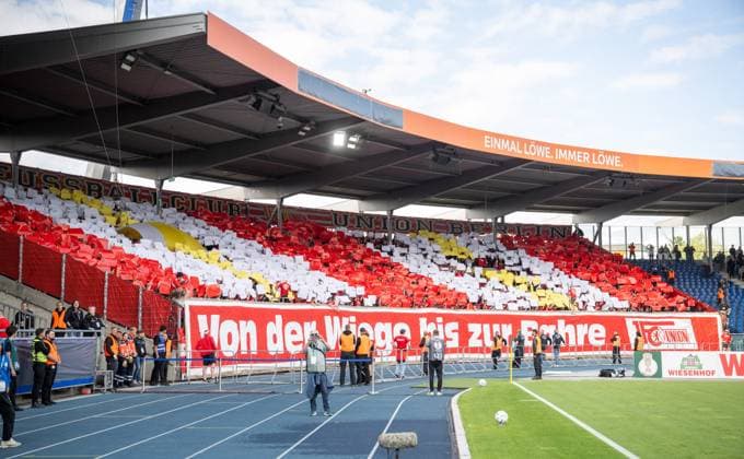 Fußball, Herren, Saison 2026 2027, DFB-Pokal (1. Runde), Eintracht Braunschweig - 1. FC Union Berlin, Fans des 1. FC Union, Von der Wiege bis zur Bahre, 23.08.2026, *** Soccer, Men s, 2026–2027 Season, DFB Cup First Round, Eintracht Braunschweig vs. 1. FC Union Berlin, 1. FC Union fans, From the Cradle to the Grave, August 23, 2026, Copyright: xMatthiasxKochx