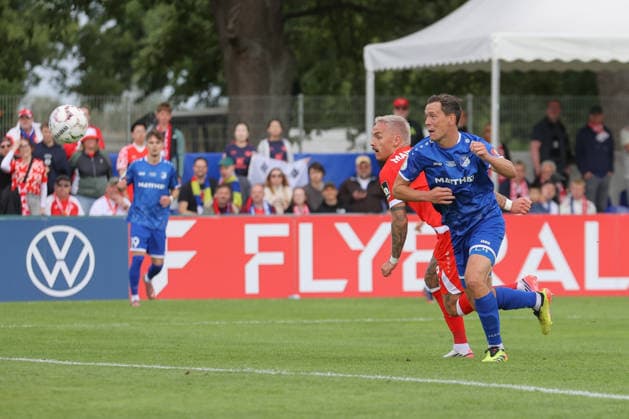 23.08.2026, xtgx, Fussball DFB-Pokal 1. Runde, VfB Krieschow - 1. FSV Mainz 05, v.l. Phillip TIetz (Mainz, 9) schiesst Tor, schießt, Torschuetze, erzielt Tor, Treffer, scores the goal 0:2 (DFL DFB REGULATIONS PROHIBIT ANY USE OF PHOTOGRAPHS as IMAGE SEQUENCES and or QUASI-VIDEO) Krieschow *** August 23, 2026, xtgx, Soccer DFB Cup 1st Round, VfB Krieschow 1 FSV Mainz 05, from left: Phillip Tietz (Mainz), 9 scores a goal, shoots, goal scorer, scores a goal, goal, scores the goal 0–2 DFL DFB REGULATIONS PROHIBIT ANY USE OF PHOTOGRAPHS as IMAGE SEQUENCES and or QUASI-VIDEO Krieschow