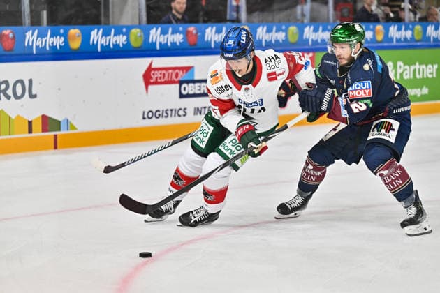 Dolomitencup 2026; Eisbären Berlin - Augsburger Panther; 23.08.2026 NEUMARKT, ITALY - 23. AUGUST: im Duell Christian HANKE (Augsburger Panther 25) und Eric MIC (Eisbären Berlin 12) während dem Testspiel zwischen den Eisbären Berlin und den Augsburger Panthern beim Dolomitencup in der Würth Arena Neumarkt *** Dolomites Cup 2026: Eisbären Berlin vs. Augsburger Panther, August 23, 2026, NEUMARKT, ITALY, August 23, featuring Christian HANKE (Augsburger Panther, No. 25) and Eric MIC (Eisbären Berlin, No. 12) during the exhibition game between the Eisbären Berlin and the Augsburger Panther at the Dolomiten Cup in the Würth Arena in Neumarkt Copyright: xBEAUTIFULxSPORTS Goldbergx