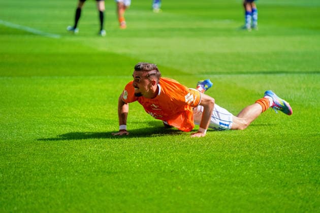 Lance Duijvestijn (SV Darmstadt 98, 41) bejubelt feiert seinen Treffer zum 1:2 GER,Carl-Zeiss Jena vs. SV Darmstadt 98, Fussball, DFB-Pokal, 1. Runde, Saison 2026 2027, 23.08.2026 GER,Carl-Zeiss Jena vs. SV Darmstadt 98, Fussball, DFB-Pokal, 1. Runde, Saison 2026 2027, 23.08.2026 Jena *** Lance Duijvestijn of SV Darmstadt 98, 41, jubilantly celebrates his goal to make the score 1–2. GER, Carl Zeiss Jena vs. SV Darmstadt 98, Soccer, DFB Cup, 1st Round, 2026–2027 Season, August 23, 2026, GER, Carl Zeiss Jena vs. SV Darmstadt 98, soccer, DFB Cup, 1st round, 2026–2027 season, August 23, 2026, Jena Copyright: xEibner-Pressefoto PiaxSchindlerx EP_PSR