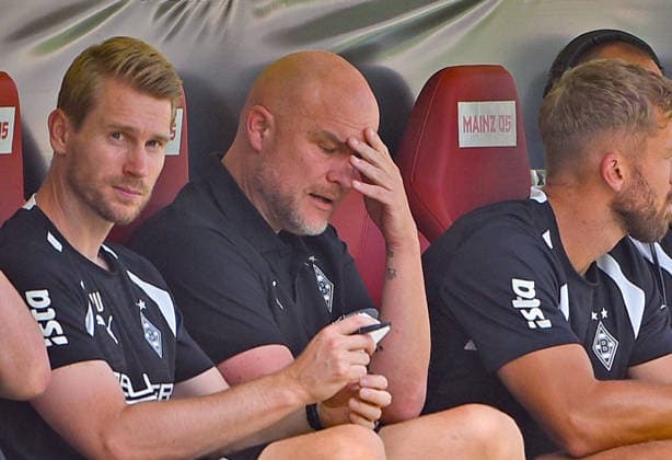 23.08.2026, xhbx, Fussball DFB Pokal 1.Runde, TSV Schott Mainz - Borussia Mönchengladbach v.l. Sportdirektor Rouven Schröder Mainz *** August 23, 2026, xhbx, Soccer, DFB Cup First Round, TSV Schott Mainz vs. Borussia Mönchengladbach, Sports Director Rouven Schröder, Mainz