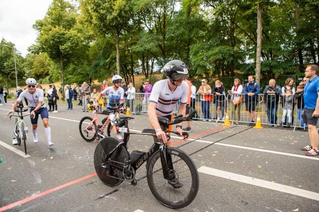 More than 2,600 athletes compete in inaugural IRONMAN 70.3 Leipzig LEIPZIG, GERMANY AUGUST 23, 2026: Athletes compete in the inaugural IRONMAN 70.3 Leipzig in Leipzig, Germany, on August 23, 2026, marking the first edition of the middle-distance triathlon held in the city. More than 2,600 athletes from Germany and abroad took part in the event, which combines swimming, cycling and running, as spectators gathered along the course to watch the competition. Leipzig Saxony Germany Copyright: x xMariaxCastrox xJNAxPressx