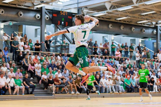 Victor KLOEVE (FRISCH AUF! Goeppingen, 07) erzielt ein Tor, Aktion, Torwurf GER, HG Saarlouis vs. FRISCH AUF! Goeppingen, Handball, DHB-Pokal, 1. Runde, Spielzeit 2026 2027, 23.08.2026, GER, HG Saarlouis vs. FRISCH AUF! Goeppingen, Handball, DHB-Pokal, 1. Runde, Spielzeit 2026 2027, 23.08.2026, Saarbruecken *** Victor KLOEVE FRISCH AUF Goeppingen, 07 scores a goal, play, shot on goal GER, HG Saarlouis vs. FRISCH AUF Goeppingen, handball, DHB Cup, 1st round, 2026–2027 season, August 23, 2026, GER, HG Saarlouis vs. FRISCH AUF Goeppingen, Handball, DHB Cup, Round 1, 2026–2027 season, August 23, 2026, Saarbrücken Copyright: xEibnerxPressefoto OliverxSchmidtx EP_OST