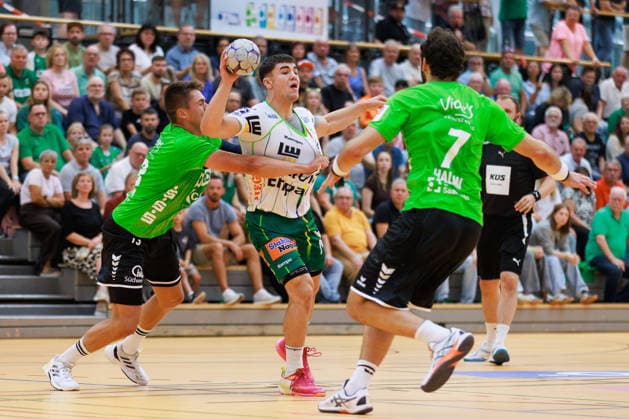 Elias NEWEL (FRISCH AUF! Goeppingen, 40) erzielt ein Tor, Aktion, Torwurf GER, HG Saarlouis vs. FRISCH AUF! Goeppingen, Handball, DHB-Pokal, 1. Runde, Spielzeit 2026 2027, 23.08.2026, GER, HG Saarlouis vs. FRISCH AUF! Goeppingen, Handball, DHB-Pokal, 1. Runde, Spielzeit 2026 2027, 23.08.2026, Saarbruecken *** Elias NEWEL FRISCH AUF Goeppingen, 40, scores a goal, play, shot on goal GER, HG Saarlouis vs. FRISCH AUF Goeppingen, Handball, DHB Cup, 1st Round, 2026–2027 Season, August 23, 2026, GER, HG Saarlouis vs. FRISCH AUF Goeppingen, Handball, DHB Cup, Round 1, 2026–2027 season, August 23, 2026, Saarbrücken Copyright: xEibnerxPressefoto OliverxSchmidtx EP_OST