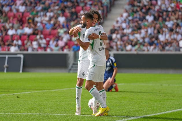 23.08.2026, xydrx, Fußball, DFB Pokal, TSV Schott Mainz - Borussia Mönchengladbach, Saison 2026 2027, MEWA Arena: Torjubel nach dem Tor zum 5:0 für Borussia Mönchengladbach durch Torschütze Wael Mohya (Borussia Moenchengladbach, 36) zusammen mit Franck Honorat (Borussia Moenchengladbach, 9) DFB regulations prohibit any use of photographs as image sequences and or quasi-video. *** August 23, 2026, xydrx, Soccer, DFB Cup, TSV Schott Mainz vs. Borussia Mönchengladbach, 2026–2027 Season, MEWA Arena: Celebration after Borussia Mönchengladbach’s 5–0 goal scored by Wael Mohya, Borussia Mönchengladbach, 36, alongside Franck Honorat, Borussia Mönchengladbach, 9. DFB regulations prohibit any use of photographs as image sequences and or quasi-video. Copyright: HMBxMedia YannisxDreimann