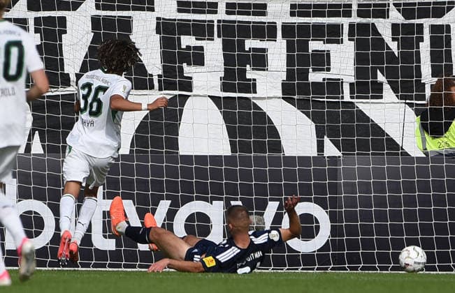 23.08.2026, xhbx, Fussball DFB Pokal 1.Runde, TSV Schott Mainz - Borussia Mönchengladbach v.l. Goal scored, Tor zum 0:5 durch Wael Mohya (Borussia Mönchengladbach) Mainz *** August 23, 2026, xhbx, Soccer DFB Cup First Round, TSV Schott Mainz vs. Borussia Mönchengladbach – Goal scored: Wael Mohya scores the 0–5 goal for Borussia Mönchengladbach against Mainz