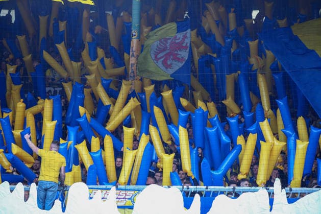 Deutschland: Fussball DFB-Pokal 2026 2027, 1. Runde - Eintracht Braunschweig - 1. FC Union Berlin - Eintracht-Stadion (Braunschweig): Zuschauer, Fans, Tribüne...horeographie, Fanchoreo *** Germany Soccer DFB Cup 2026–2027, First Round: Eintracht Braunschweig vs. FC Union Berlin, Eintracht Stadium Braunschweig, Spectators, Fans, Choreography in the Stands, Fan Choreography Copyright: xAymanxAlahmedx
