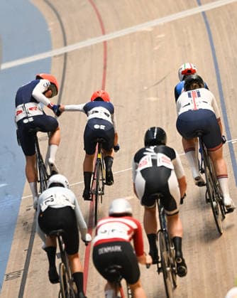 2026 UCI Junior Track World Championships Picture by Mathew Wells SWpix.com - 23 08 2026 - Cycling - 2026 UCI Junior Track World Championships - Heusden-Zolder, Flanders, Belgium - Women Madison Final - Jessica Rouat and Zoe Bihan of France Copyright: x xSWpix.comx(t axPhotographyxHubxLtd)xMathewxWells SWpix.comx SWP-3030-19250