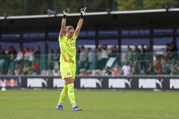 Google Pixel Frauen-Bundesliga, RB Leipzig - Bayer Leverkusen; 23.08.2026 Torwart Rafaela Borggräfe (12, Bayer Leverkusen) jubelt über das Tor zur Bayer-Führung. Fußball, Google Pixel Frauen-Bundesliga, Saison 2026 2027, 1. Spieltag: RB Leipzig vs. Bayer 04 Leverkusen am 23.08.2026, Trainingszentrum Cottaweg, Leipzig. DFB REGULATIONS PROHIBIT ANY USE OF PHOTOGRAPHS AS IMAGE SEQUENCES AND OR QUASI-VIDEO. *** Google Pixel Women s Bundesliga, RB Leipzig vs. Bayer Leverkusen, August 23, 2026; Goalie Rafaela Borggräfe (12), Bayer Leverkusen celebrates the goal that gave Bayer the lead; Soccer, Google Pixel Women s Bundesliga, 2026–2027 season, Matchday 1: RB Leipzig vs. Bayer 04 Leverkusen on August 23, 2026, Cottaweg Training Center, Leipzig. DFB regulations prohibit any use of photographs as image sequences and or quasi-video. Copyright: xBEAUTIFULxSPORTS JanxKaeferx