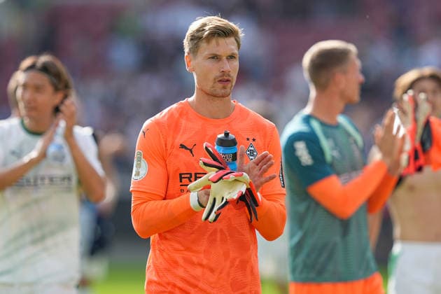 23.08.2026, xydrx, Fußball, DFB Pokal, TSV Schott Mainz - Borussia Mönchengladbach, Saison 2026 2027, MEWA Arena: Moritz Nicolas (Borussia Moenchengladbach, 1) freut sich über den Sieg DFB regulations prohibit any use of photographs as image sequences and or quasi-video. *** August 23, 2026, xydrx, Soccer, DFB Cup, TSV Schott Mainz vs. Borussia Mönchengladbach, 2026–2027 season, MEWA Arena, Moritz Nicolas, Borussia Mönchengladbach, No. 1 celebrates the victory. DFB regulations prohibit any use of photographs as image sequences and or quasi-video. Copyright: HMBxMedia YannisxDreimann