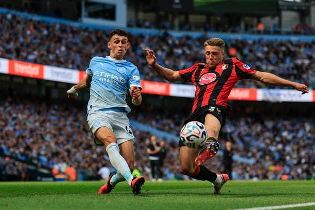 Manchester City v Bournemouth, Premier League Phil Foden (47) of Manchester City and Adrien Truffert (3) of Bournemouth challenge for the ball during the Premier League match between Manchester City and Bournemouth at the Etihad Stadium, Manchester, UK on 23 August 2026. Manchester Etihad Stadium Manchester UK Editorial use only DataCo restrictions apply See www.football-dataco.com , Copyright: xConorxMolloyx PSI-24721-0065