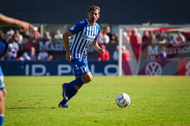 Deutschland, Fußball, DFB-Pokal, Saison 2026 2027, 1. Hauptrunde, Bahlinger SC vs. 1. FC Magdeburg, Kaiserstuhlstadion (Bahlingen am Kaiserstuhl): Alexander Nollenberger (1. FC Magdeburg, 17) Bahlingen Kaiserstuhlstadion Baden-Württemberg Deutschland *** Germany, Soccer, DFB Cup, 2026–2027 Season, 1st Round, Bahlinger SC vs. 1. FC Magdeburg, Kaiserstuhlstadion, Bahlingen am Kaiserstuhl, Alexander Nollenberger, 1. FC Magdeburg, 17 Bahlingen, Kaiserstuhlstadion, Baden-Württemberg, Germany Copyright: xFINLEYxMÖRCHx