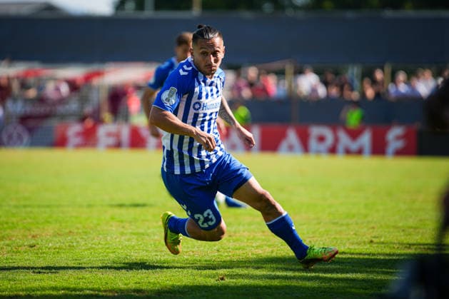 Deutschland, Fußball, DFB-Pokal, Saison 2026 2027, 1. Hauptrunde, Bahlinger SC vs. 1. FC Magdeburg, Kaiserstuhlstadion (Bahlingen am Kaiserstuhl): Baris Atik (1. FC Magdeburg, 23) Bahlingen Kaiserstuhlstadion Baden-Württemberg Deutschland *** Germany, Soccer, DFB Cup, 2026–2027 Season, 1st Round, Bahlinger SC vs. 1. FC Magdeburg, Kaiserstuhlstadion, Bahlingen am Kaiserstuhl, Baris Atik (1. FC Magdeburg), 23, Bahlingen, Kaiserstuhlstadion, Baden-Württemberg, Germany Copyright: xFINLEYxMÖRCHx