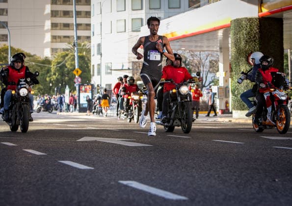 TRACK AND FIELD - Marathon - Buenos Aires 21K Half Marathon Photo by IPA ABACAPRESS.COM87731721 - Yomif Kejelcha at the 21K Buenos Aires Half Marathon, running the street race in Argentina. Buenos Aires Argentina  Copyright: xIPAxSport ABACAx