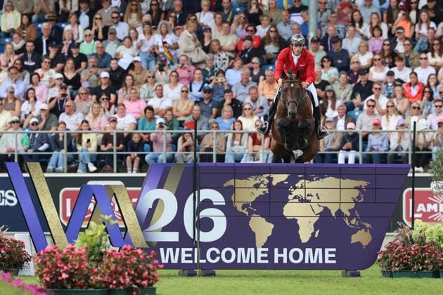 Richard Vogel (GER, Deutschland) mit Pferd Unites Touch S, aktueller Europameister und Sieger des Rolex Grand Prix von Aachen 2026 (CHIO Aachen), Frust, enttäuschtes Gesicht beim Sprung, Springen, FEI Jumping World Championship, WM, Weltmeisterschaft , FEI Jumping World Championship, Competition Individual Final, Longines-Prize, Longines-Preis, Finale Einzelwertung, Jumping , AACHEN - FEI World Championships 2026, Weltfest des Pferdesports, Reitsport Weltmeisterschaft 2026, Aachen 2026, Welcome Home 2026, Aachener Soers, 11. bis 23. August 2026, Reitsport, 23.08.2026, Aachen Aachener Soers Deutschland *** Richard Vogel (GER), Germany, riding Unites Touch S, current European champion and winner of the 2026 Rolex Grand Prix at CHIO Aachen, frustration, disappointed expression during the jump, show jumping, FEI Jumping World Championship, FEI Jumping World Championships, Individual Final, Longines Prize, Longines Award, Individual Final, Jumping, AACHEN FEI World Championships 2026, World Festival of Equestrian Sports, 2026 Equestrian World Championships, Aachen 2026, Welcome Home 2026, Aachen Soers, August 11–23, 2026, Equestrian Sports, August 23, 2026, Aachen Soers, Germany