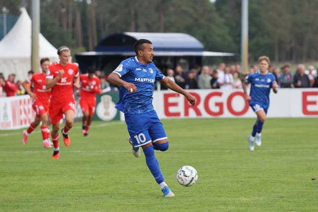 10 Pereira Rodrigues, Miguel (Krieschow) Fußball DFB-Pokal 2026 2027 1. Hauptrunde VfB Krieschow 1921 - 1. FSV Mainz 05 *** 10 Pereira Rodrigues, Miguel Krieschow Soccer DFB Cup 2026–2027 1st Round VfB Krieschow 1921 1 FSV Mainz 05
