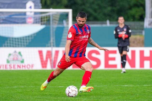 Marnon Busch (1. FC Heidenheim, 1), Deutschland: Fussball, DFB Pokal, Saison 2026 27, 1. Runde, 23.08.2026, SSV Jeddeloh II vs 1. FC Heidenheim, Marschweg-Stadion (Oldenburg, Niedersachsen) *** Marnon Busch, 1 FC Heidenheim, 1, German Soccer, DFB Cup, 2026–27 Season, 1st Round, August 23, 2026, SSV Jeddeloh II vs. 1 FC Heidenheim, Marschweg Stadium, Oldenburg, Lower Saxony Copyright: xLeonxFrickx