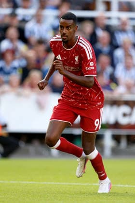 Newcastle United v Liverpool - Premier League 2026 27 Alexander Isak of Liverpool running during the Premier League 2026 27 match between Newcastle United and Liverpool FC at St James Park on August 23, 2026 in Newcastle upon Tyne, England. WARNING! This Photograph May Only Be Used For Newspaper And Or Magazine Editorial Purposes. May Not Be Used For Publications Involving 1 player, 1 Club Or 1 Competition Without Written Authorisation From Football DataCo Ltd. For Any Queries, Please Contact Football DataCo Ltd on +44 (0) 207 864 9121 Newcastle upon Tyne St. James Park England United Kingdom Copyright: xAllstarxPicturexLibraryxLtdx
