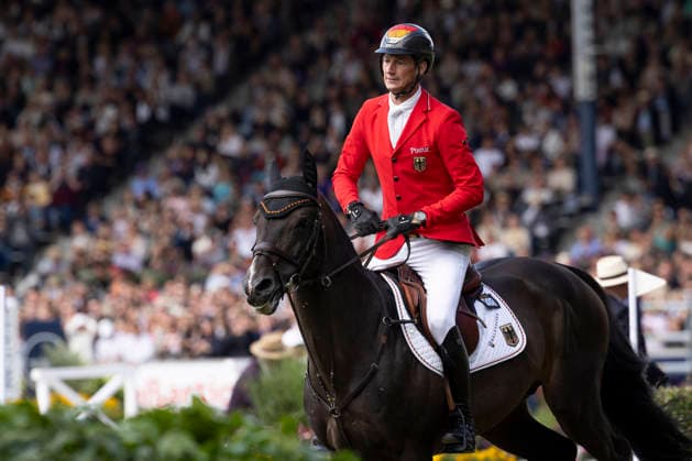 Daniel DEUSSER (GER) auf Otello de Guldenboom, enttaeuscht, nach dem letzten Sprung, Einzelbild, Einzelaktion, Aktion, Springen S3, Umlauf B, FEI Jumping World Championship, WM, Weltmeisterschaft - Individual Final - LONGINES-Preis, am 23.08.2026, FEI Reit Weltmeisterschaft Aachen 2026 vom 11. - 23.08.2026 in Aachen Deutschland; Â *** Daniel DEUSSER (GER) on Otello de Guldenboom, disappointed after the final jump, single frame, individual action, action, Jumping S3, Round B, FEI Jumping World Championship Individual Final LONGINES Prize, on August 23, 2026, FEI World Equestrian Games Aachen 2026, August 11–23, 2026, in Aachen, Germany Â