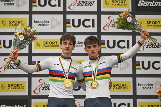2026 UCI Junior Track World Championships Picture by Mathew Wells SWpix.com - 23 08 2026 - Cycling - 2026 UCI Junior Track World Championships - Heusden-Zolder, Flanders, Belgium - Men™s Madison Final - Nicola Padovan and Paolo Marangon of Italy wins the Gold Medal Copyright: x xSWpix.comx(t axPhotographyxHubxLtd)xMathewxWells SWpix.comx SWP-3030-19332