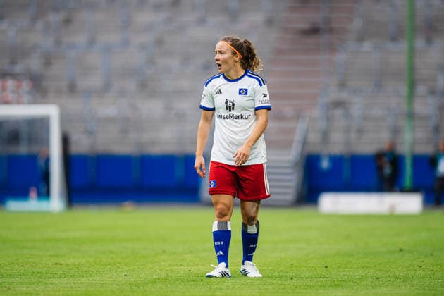 Google Pixel Frauen-Bundesliga: Hamburger SV vs. SC Freiburg, 23.08.2026 Melanie Brunnthaler (Hamburger SV, 11); Fußball, Google Pixel Frauen-Bundesliga, 1. Spieltag: Hamburger SV vs. SC Freiburg am 23.08.2026 im Volksparkstadion, Hamburg DFB REGULATIONS PROHIBIT ANY USE OF PHOTOGRAPHS AS IMAGE SEQUENCES AND OR QUASI-VIDEO. *** Google Pixel Women s Bundesliga: Hamburger SV vs. SC Freiburg, August 23, 2026; Melanie Brunnthaler (Hamburger SV), 11; Soccer; Google Pixel Women s Bundesliga; Matchday 1: Hamburger SV vs. SC Freiburg on August 23, 2026, at the Volksparkstadion, Hamburg. DFB regulations prohibit any use of photographs as image sequences and or quasi-video. Copyright: xBEAUTIFULxSPORTS Tonhäuserx