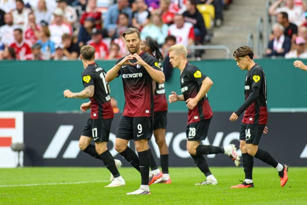 23.08.2026, GER, Fussball, Herren, DFB Pokal , Saison 2026 2027, Fortuna Düsseldorf - SC Freiburg Lucas Höler (SCF) Torjubel, jubelt nach seinem Treffer zum 0:1 *** August 23, 2026, Germany, Soccer, Men s, DFB Cup, 2026–2027 Season, Fortuna Düsseldorf vs. SC Freiburg; Lucas Höler (SCF) celebrates his goal, making the score 0–1 Copyright: xSvenxHanischx