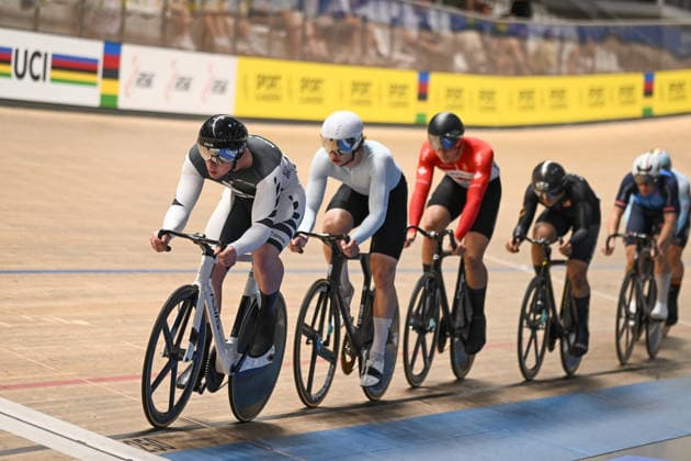 2026 UCI Junior Track World Championships Picture by Mathew Wells SWpix.com - 23 08 2026 - Cycling - 2026 UCI Junior Track World Championships - Heusden-Zolder, Flanders, Belgium - Men Keirin Semifinals - Cooper Nilsson of New Zealand, Nikita Butenko of AIN Copyright: x xSWpix.comx(t axPhotographyxHubxLtd)xMathewxWells SWpix.comx SWP-3030-19365