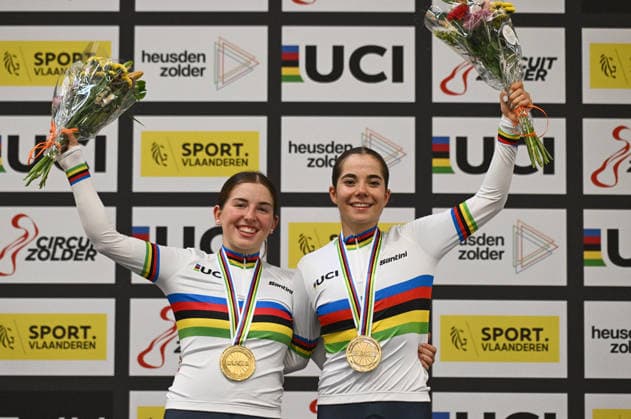 2026 UCI Junior Track World Championships Picture by Mathew Wells SWpix.com - 23 08 2026 - Cycling - 2026 UCI Junior Track World Championships - Heusden-Zolder, Flanders, Belgium - Women™s Madison Final - Agata Campana and Matilde Rossignoli of Italy wins the Gold Medal Copyright: x xSWpix.comx(t axPhotographyxHubxLtd)xMathewxWells SWpix.comx SWP-3030-19370