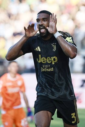 As Frosinone 23 08 2026 - campionato di calcio serie A Frosinone-Juventus foto Antonello Sammarco Image nella foto: esultanza gol Gleison Bremer 