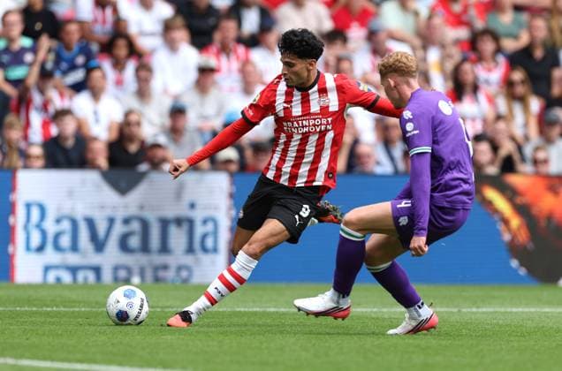 EINDHOVEN - PSV Eindhoven aanvaller Ricardo Pepi tijdens de Vriendenloterij eredivisie wedstrijd tussen PSV en FC Groningen in Philips stadion op 23 augustus 2026 in Eindhoven , Nederland. - *** EINDHOVEN: PSV Eindhoven forward Ricardo Pepi during the Vriendenloterij Eredivisie match between PSV and FC Groningen at Philips Stadium on August 23, 2026, in Eindhoven, the Netherlands