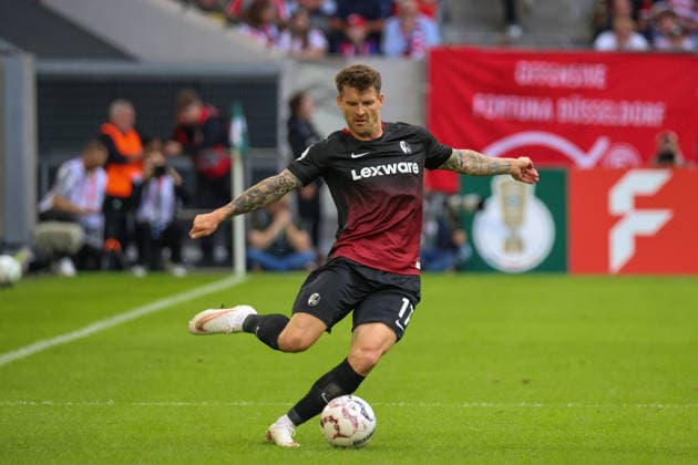 23.08.2026, xfanx, Fussball DFB Pokal 1.Runde, Fortuna Duesseldorf - SC Freiburg v.l. Lukas Kübler Kuebler (Freiburg) (DFL DFB REGULATIONS PROHIBIT ANY USE OF PHOTOGRAPHS as IMAGE SEQUENCES and or QUASI-VIDEO) Duesseldorf *** August 23, 2026, xfanx, Soccer DFB Cup 1st Round, Fortuna Düsseldorf vs. SC Freiburg, Lukas Kübler, Kübler, Freiburg, DFL, DFB REGULATIONS PROHIBIT ANY USE OF PHOTOGRAPHS AS IMAGE SEQUENCES AND OR QUASI-VIDEO, Düsseldorf