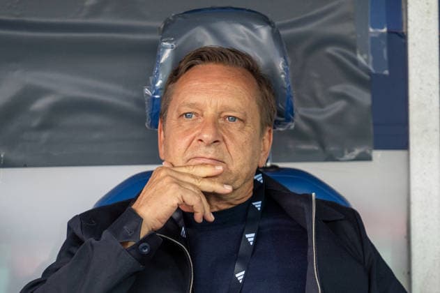 Deutschland: Fussball DFB-Pokal, 1. Runde 2026 2027, Eintracht Braunschweig - 1. FC Union Berlin am 23.08.2026 in Braunschweig (Eintracht-Stadion): Horst Heldt (1. FC Union Berlin, Geschäftsführer Profifußball) Portrait, Porträt Gesichtsausdruck, Mimik, nachdenklich *** Germany Soccer DFB Cup, First Round 2026–2027, Eintracht Braunschweig vs. 1. FC Union Berlin on August 23, 2026, at Eintracht Braunschweig’s Horst Heldt Stadium; 1. FC Union Berlin, Managing Director of Professional Soccer—portrait, facial expression, facial gestures, pensive Copyright: xSvenxHeidmannx