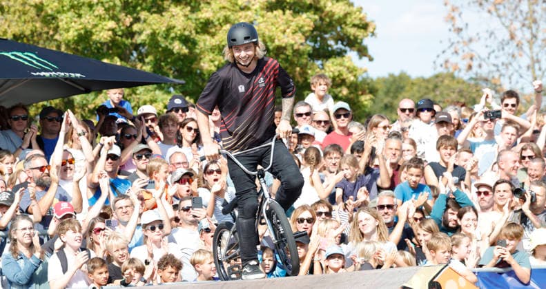 23.08.2026 Finale Männer bei der UEC BMX Freestyle Park Europameisterschaft in Darmstadt Ausrichter VC Darmstadt hier Dean Florian - bester Deutscher Teilnehmer mit Rang 7 Darmstadt Hessen Deutschland *** August 23, 2026 Men s Final at the UEC BMX Freestyle Park European Championships in Darmstadt Hosted by VC Darmstadt; Dean Florian was the top German competitor, finishing in 7th place Darmstadt, Hesse, Germany