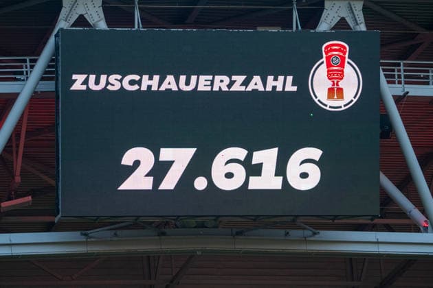 Deutschland: Fussball Saison 2026 2027, DFB-Pokal Runde 1, Fortuna Düsseldorf vs SC Freiburg - MERKUR SPIEL-ARENA (Düsseldorf): Zuschauerzahl Düsseldorf MERKUR SPIEL-ARENA-Stadion Deutschland *** Germany Soccer Season 2026–2027, DFB Cup Round 1, Fortuna Düsseldorf vs. SC Freiburg, MERKUR SPIEL ARENA, Düsseldorf, Attendance, Düsseldorf, MERKUR SPIEL ARENA Stadium, Germany Copyright: xOrhanxHabashx