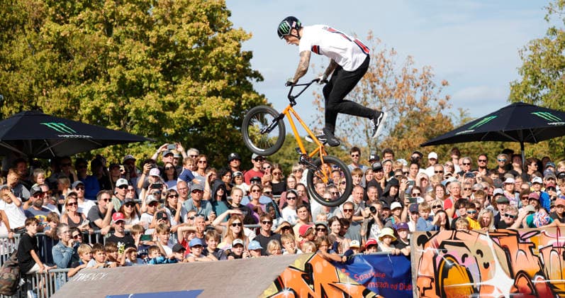 23.08.2026 Finale Männer bei der UEC BMX Freestyle Park Europameisterschaft in Darmstadt Ausrichter VC Darmstadt hier Dylan Hessey (GBR) Darmstadt Hessen Deutschland *** August 23, 2026 Men s Final at the UEC BMX Freestyle Park European Championships in Darmstadt Host: VC Darmstadt; here: Dylan Hessey (GBR), Darmstadt, Hesse, Germany